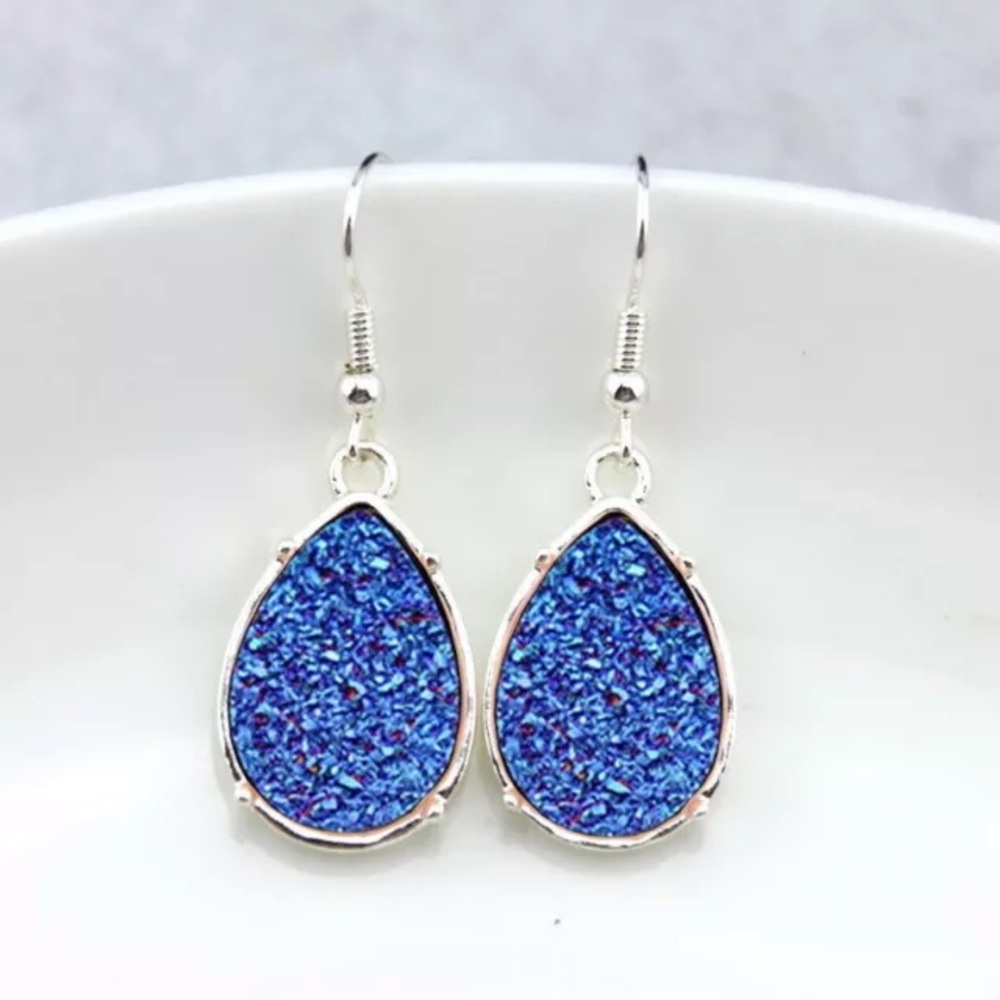 NEW!💙💎BLUE DRUZY TEARDROP EARRINGS!💎💙GORGEOUS! - Picture 4 of 5
